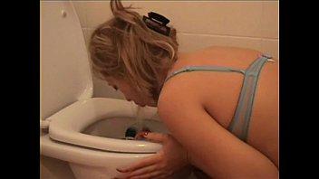 Chicas vomitando vómitos vómitos vómito y vómito