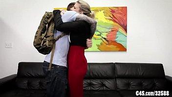 Cory chase en el regreso de mi hijastro militar