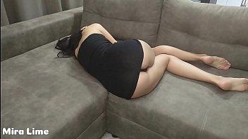 Elaculación en el coño después del club vestido ajustado sexy