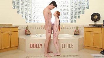 La pelirroja dolly little es devastada por bruce venture