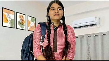 Linda chica india follada duramente después de la universidad