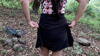 Me la cogí en el bosque y le acabe adentro