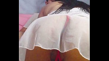 Múltiples orgasmos en luna de miel de estos recién casados y termina en tremendo creampie de semen