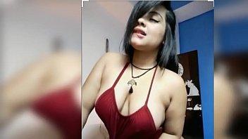 Neha seduciendo a su hermanastro para que la folle historia de audio en hindi