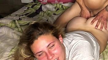 No amor me duele quería hacerle sexo anal pero el llora y le duele