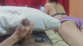 Qué rica está mi prima yo solo quería grabarla y ella sólita me ofreció la cola