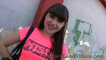 Recoger y follar jovencita