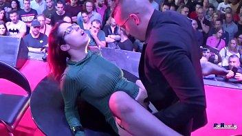 Romántico sexo en público real tetas grandes naturales zenda sexy vs polla grande jotade
