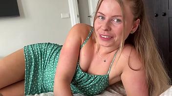 Sexo a escondidas con la mejor amiga de tu hermana