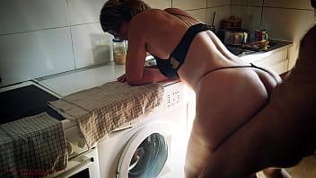 Sexo entre compañeros de cuarto