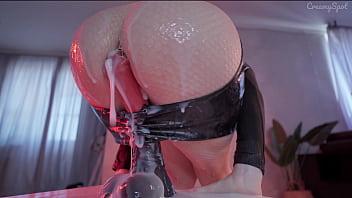 Señora de la oficina folla con una polla monstruosa desbordamiento de creampie