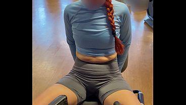Tengo sexo con un entrenador del gimnasio después del entrenamiento él se corre dentro de mí