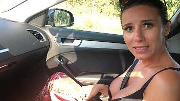 Uber falso me recogió en la calle y no tenía dinero para devolverle el dinero