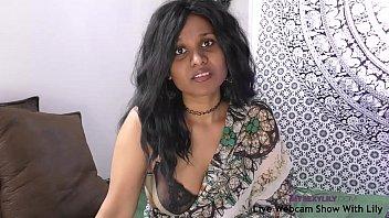 Videos porno indios de desi pornstar horny lily sucio hablando en tamil